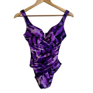 Miraclesuit Peregina Purple Floral Underwire Bra Tummy Control 1 Piece Swimsuit